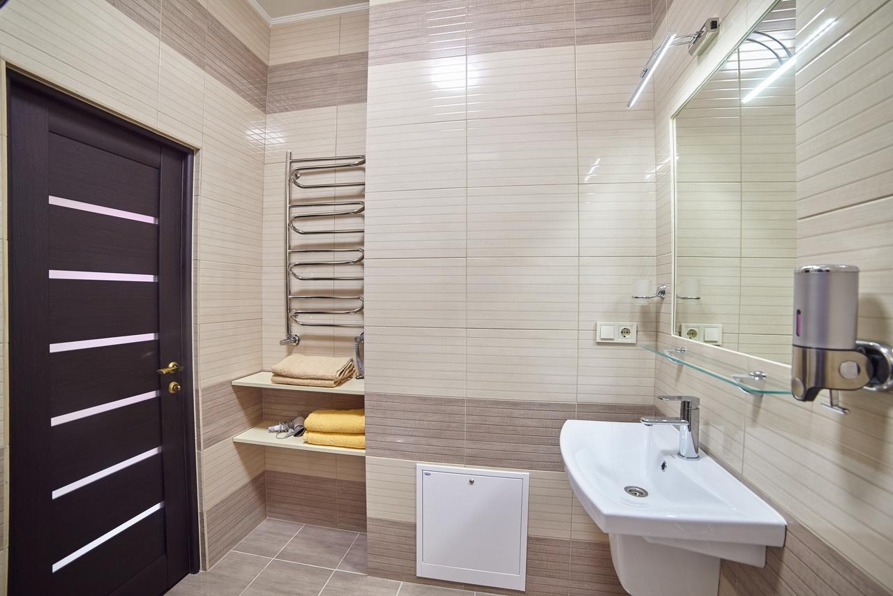 2 Bedrooms Apartment 150M From Opera House Lviv Exteriör bild