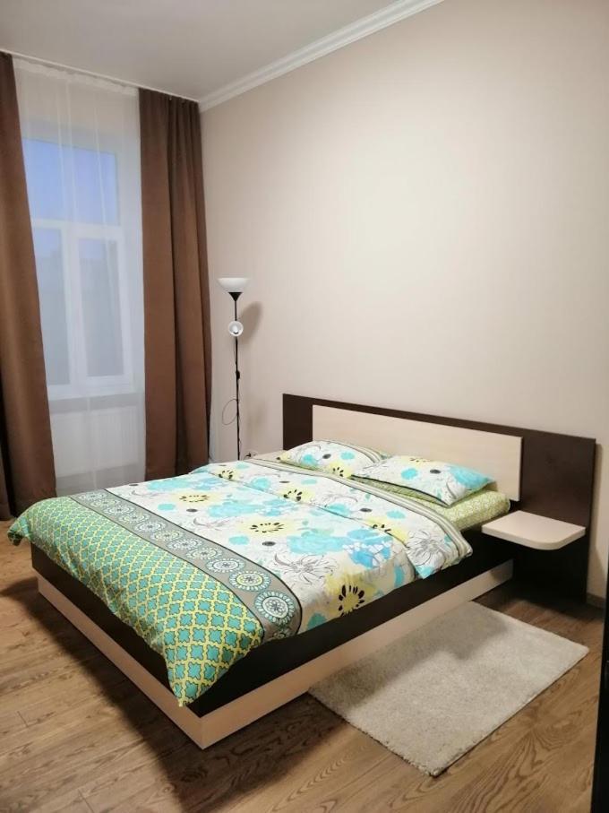2 Bedrooms Apartment 150M From Opera House Lviv Exteriör bild